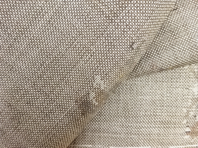  未使用品　草花模様織出し本場泥大島紬着物（9マルキ）